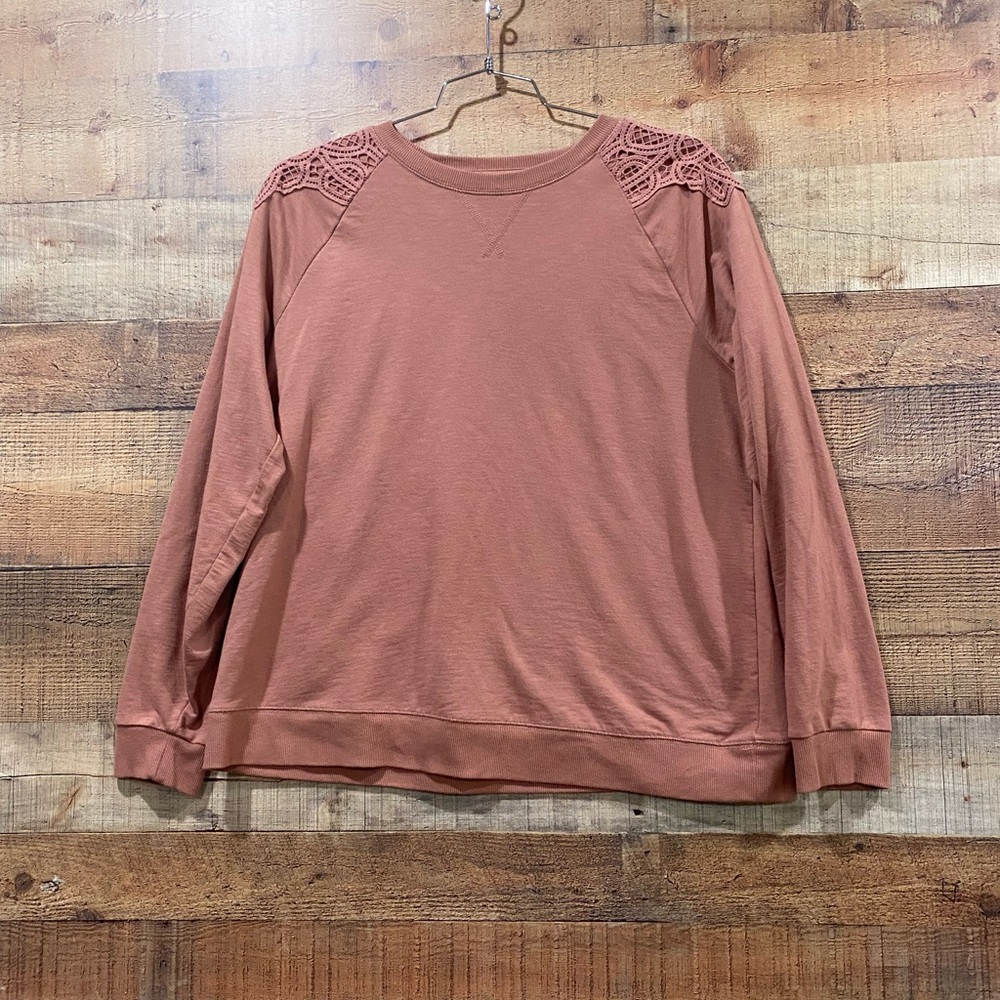 Sonoma Soft Terra Cotta Crew Neck Top With Lace Shoulder Details Size XXL